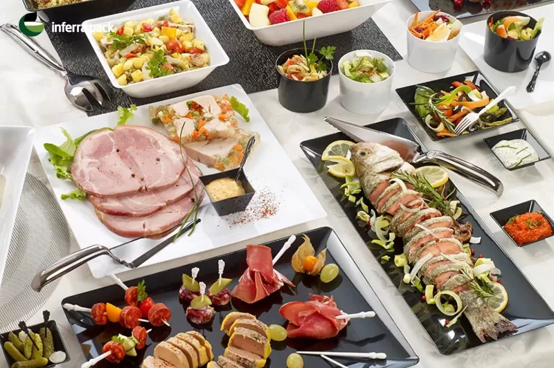 Disposable tableware for weddings, packaging for banquets and buffets