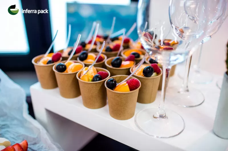 Disposable kraft cups for events and catering